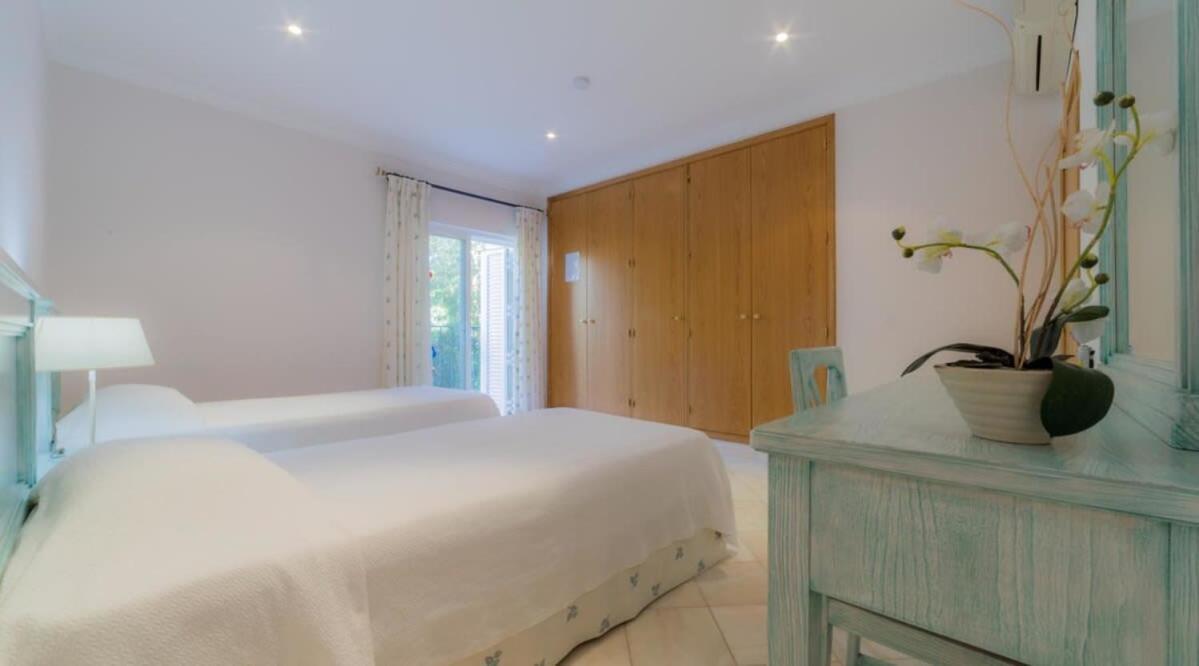 Bonsal - Modern In A Prime Location Near The Luxury Golf Courses Albufeira